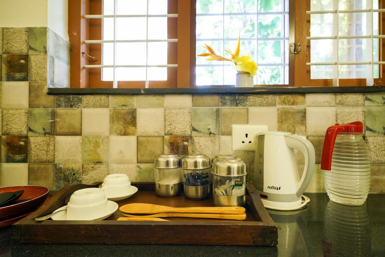 Alamanda Alleppey Beach Elegant 3Bhk Guest House Apartment Alappuzha Bagian luar foto